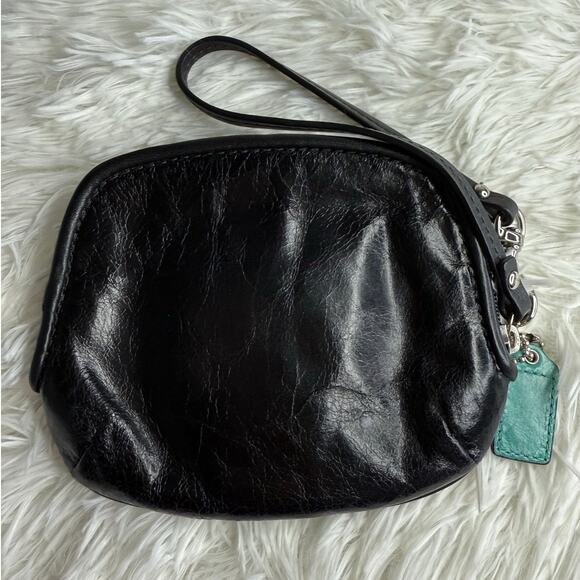 y2k COACH Poppy Black Leather Push Lock Oval Wristlet Zip - Picture 2 of 14